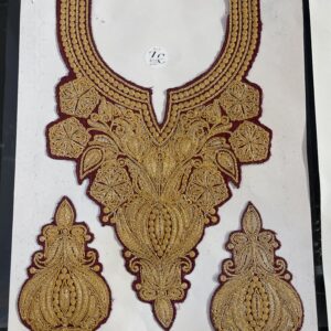 Bot Tilla Neck (Maroon)