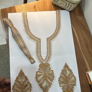 Pendle Tilla Neck (White)