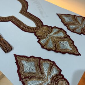 Pendle Bot Tilla Neck Set.